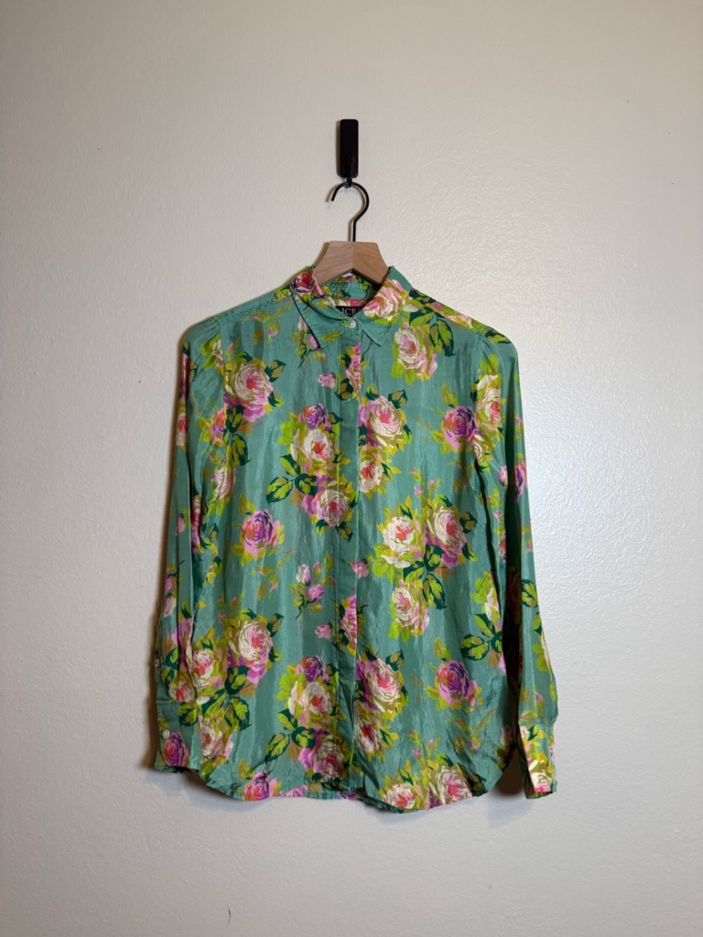 J.‎ Crew Classic-fit cupro-blend shirt in rose garden - Picture 2 of 6